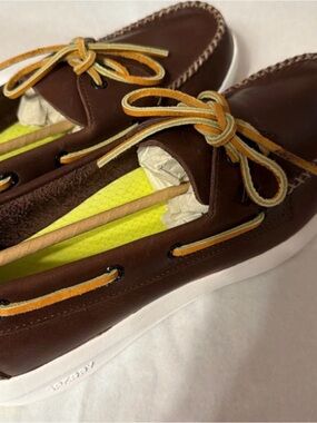 Sperry Brown Leather Boat Shoes with Neon Yellow Insole and Two-Tone Laces